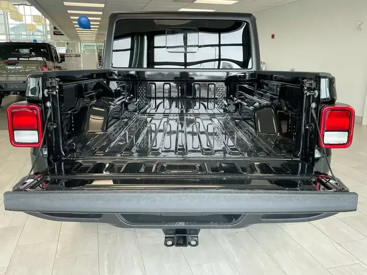 Jeep Gladiator 2026 photo 5