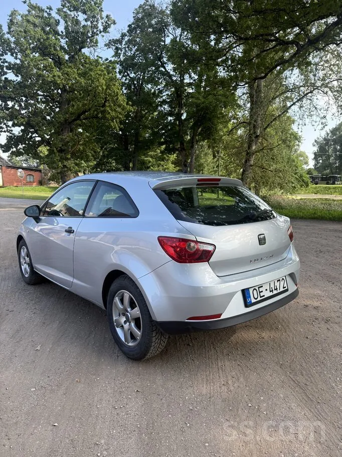 Seat Ibiza 2010 photo 3