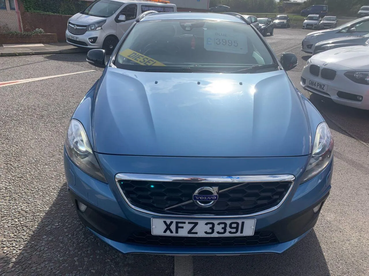 Volvo V40 2015 photo 2