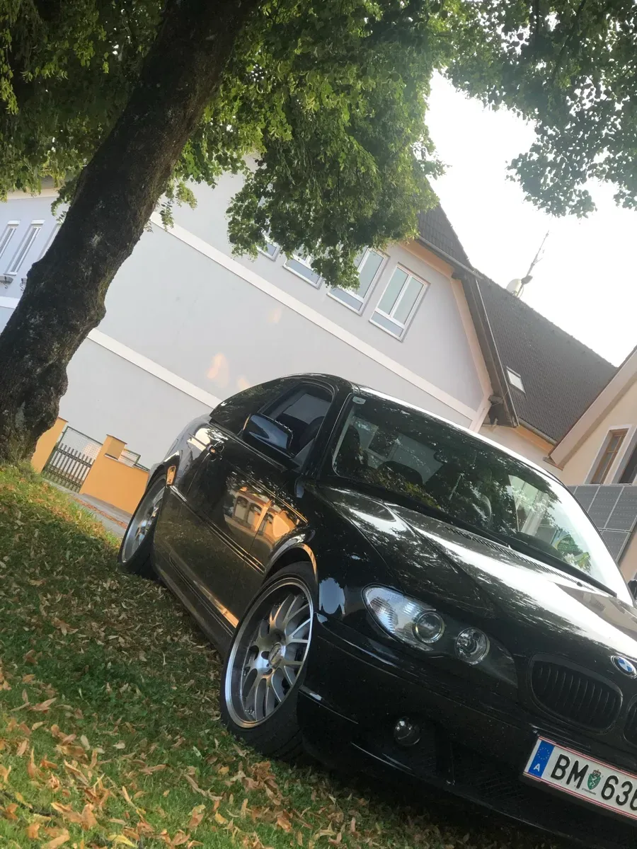BMW 3 Series 2004 photo 2