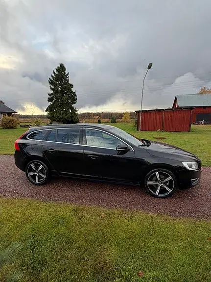 Volvo V60 2014 photo 3