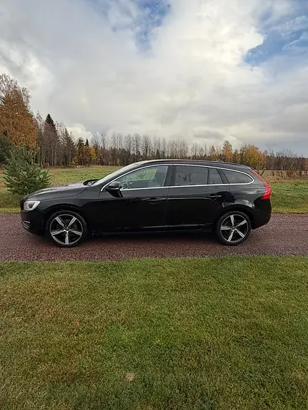 Volvo V60 2014 photo 4