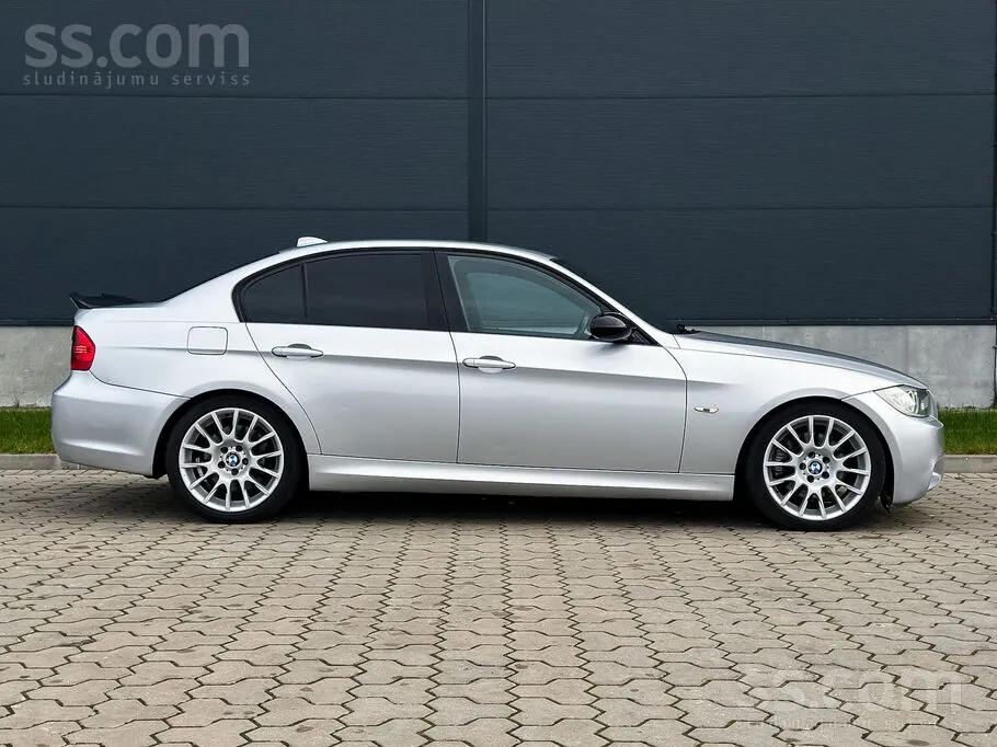 BMW 325 2007 photo 4