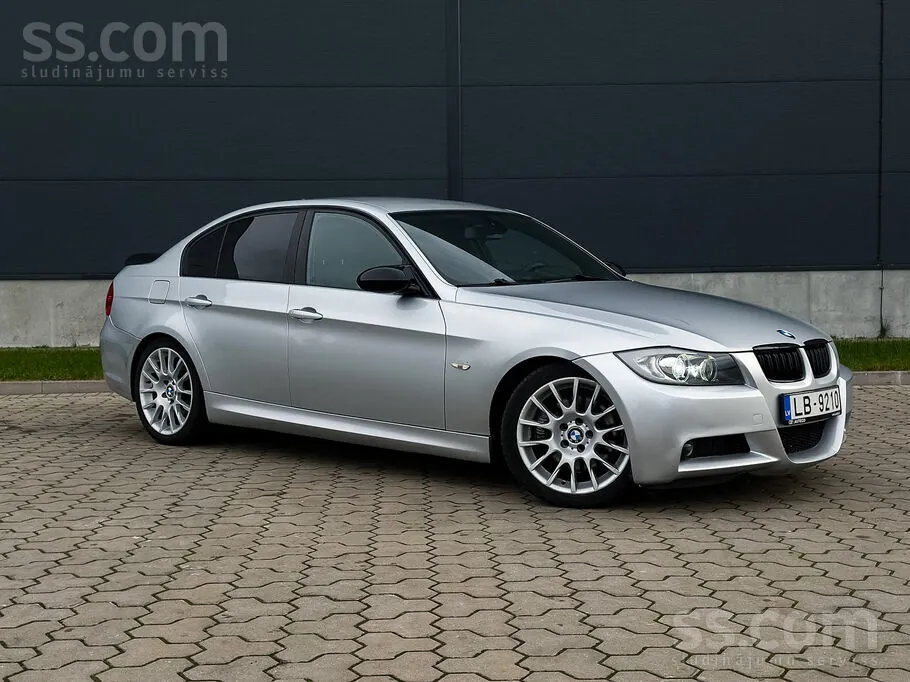 BMW 325