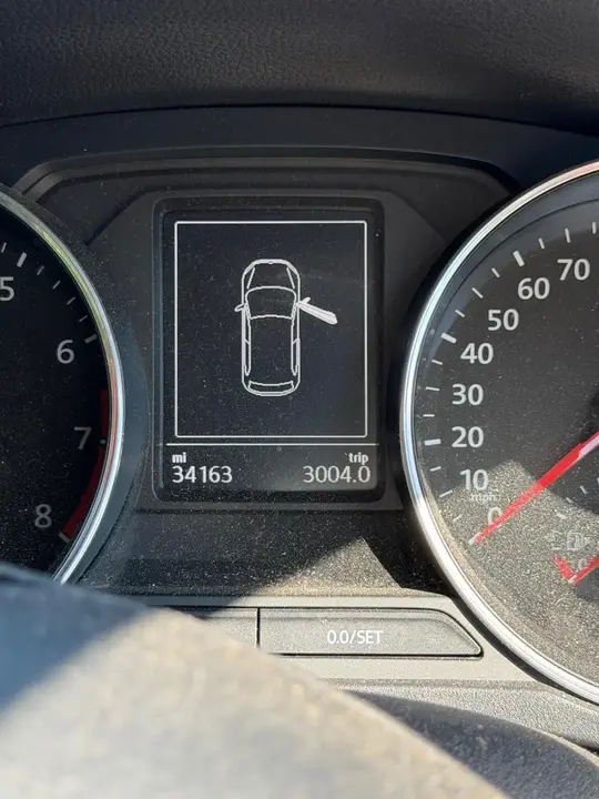 Volkswagen Polo 2015 photo 3