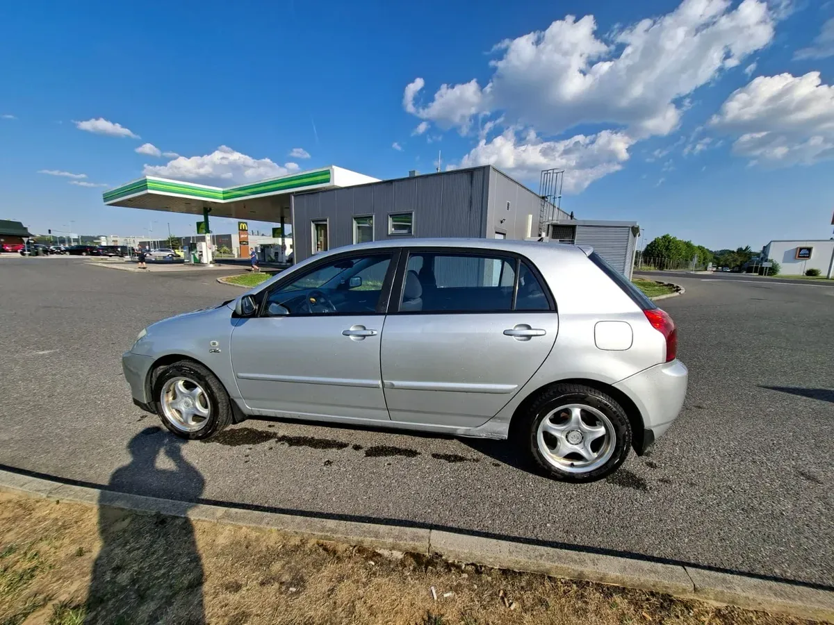 Toyota Corolla 2003 photo 2