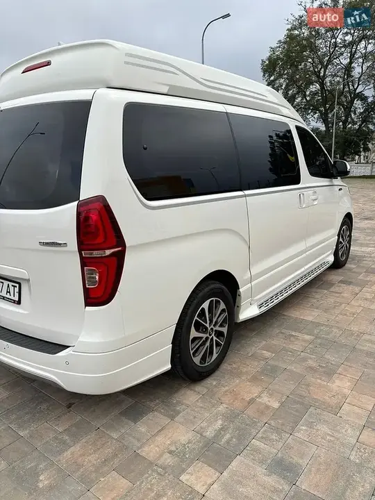 Hyundai Grand Starex 2018 photo 5