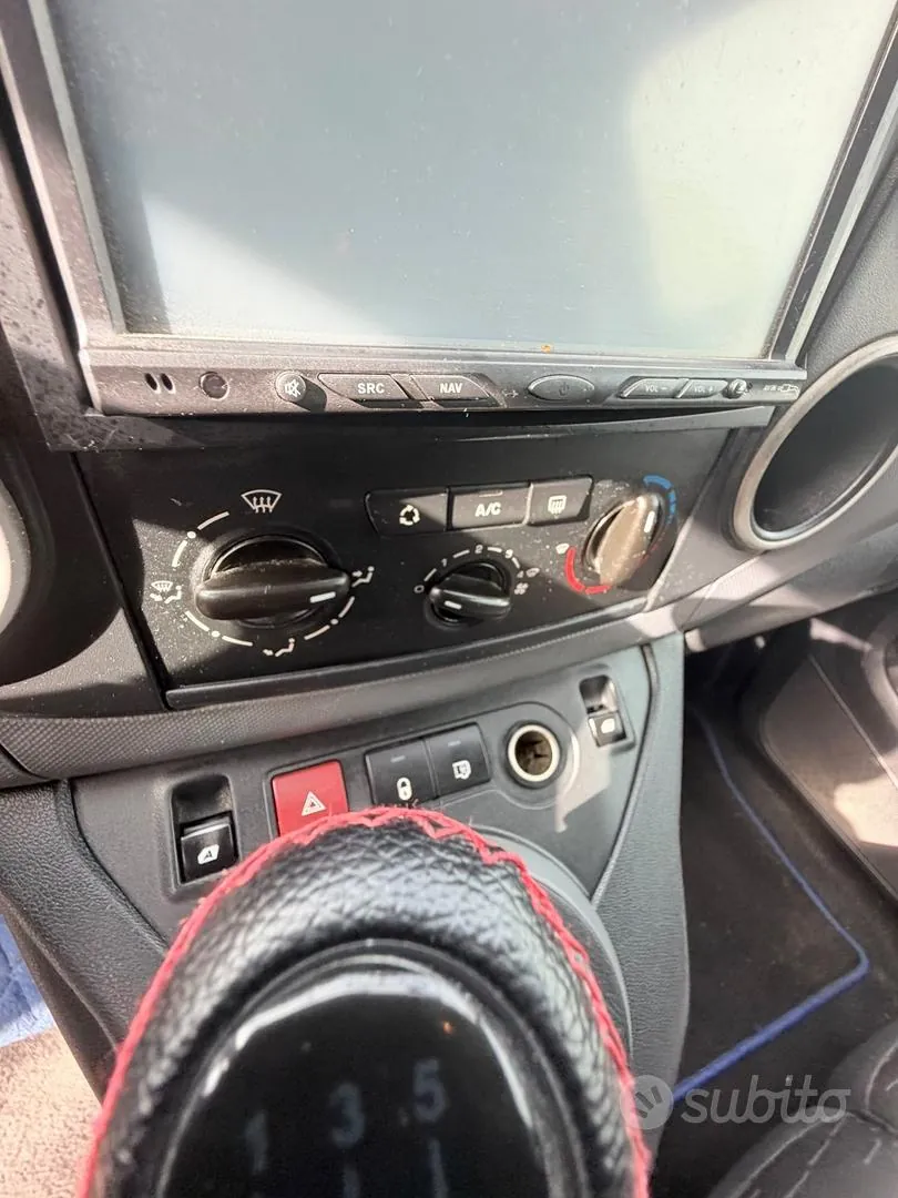 Citroen Berlingo 2010 photo 4