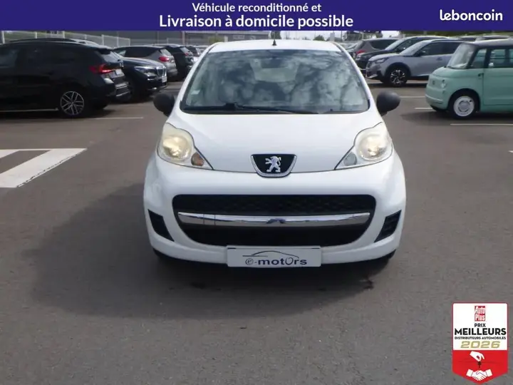 Peugeot 107 2011 photo 2