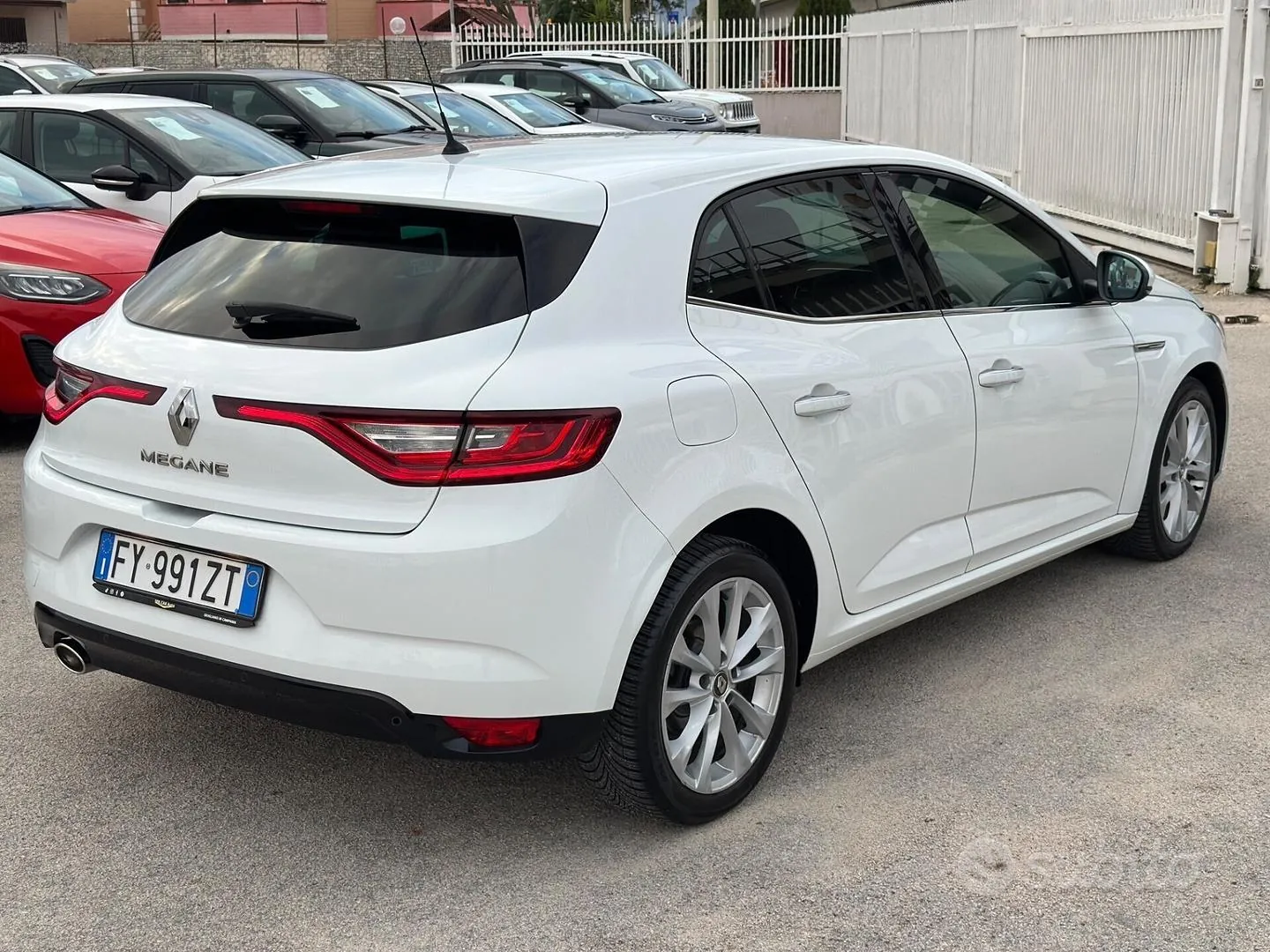 Renault Megane 2019 photo 4