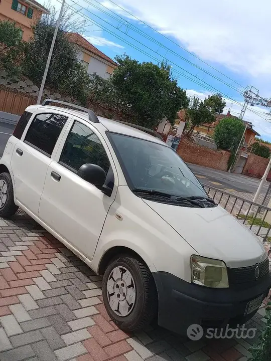 Fiat Panda 2011 photo 3