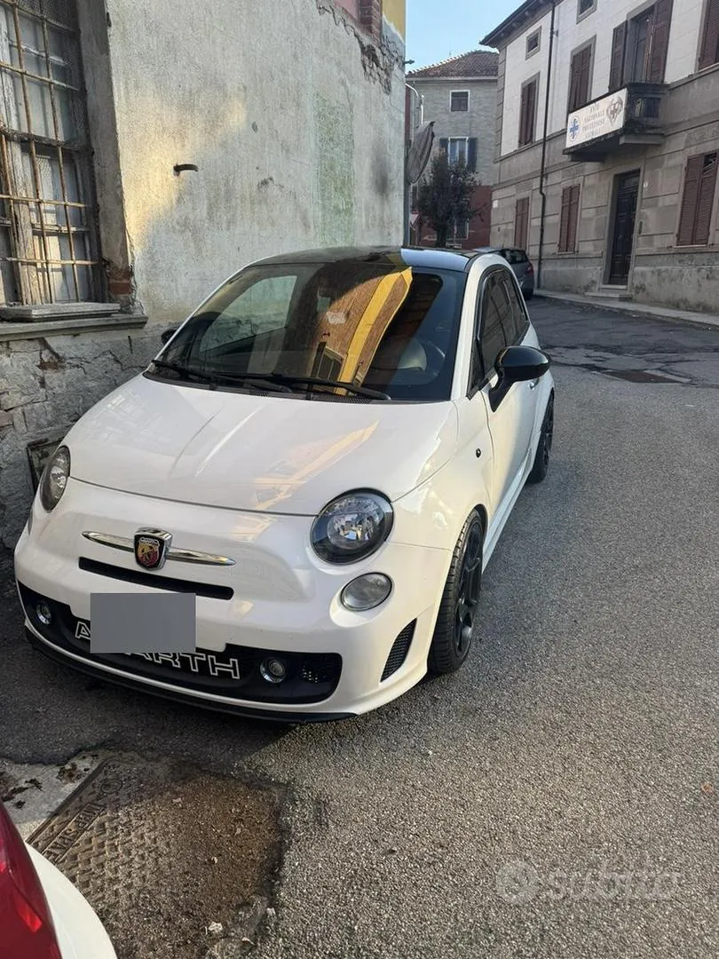 Abarth 500 2009 photo 3