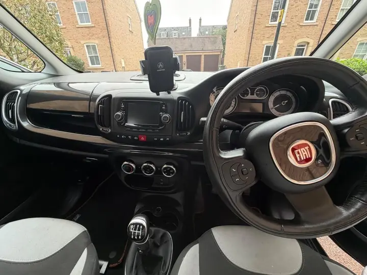 Fiat 500L 2014 photo 5