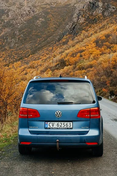 Volkswagen Touran 2012 photo 5