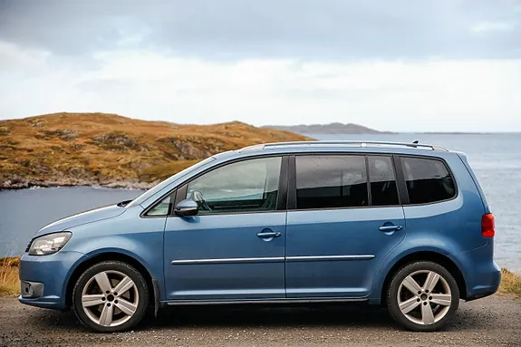 Volkswagen Touran 2012 photo 4