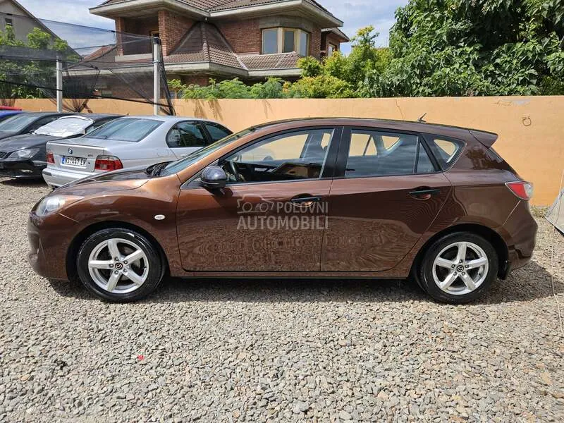 Mazda 3 2012 photo 5