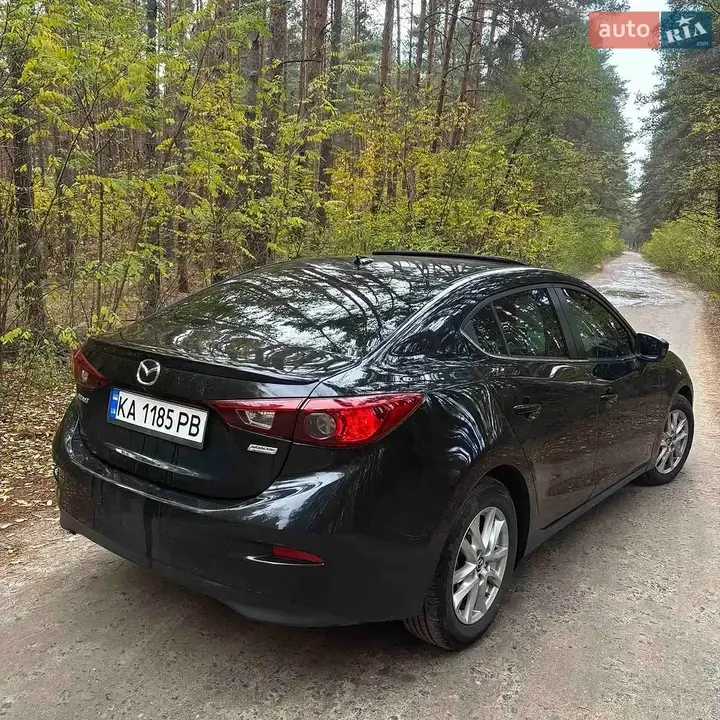 Mazda 3 2015 photo 3