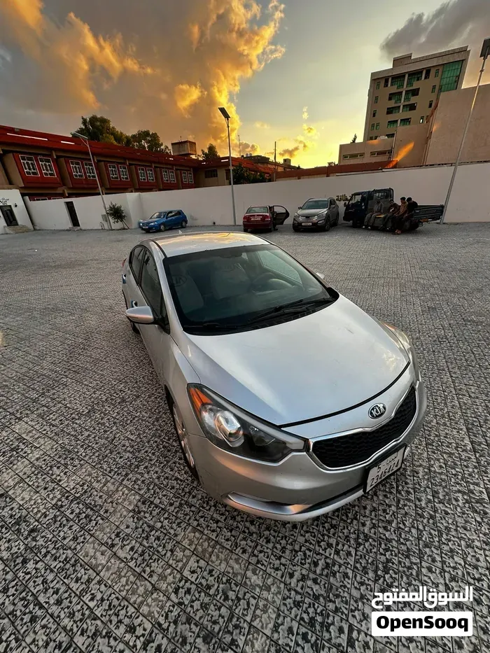 Kia Forte 2014 photo 2