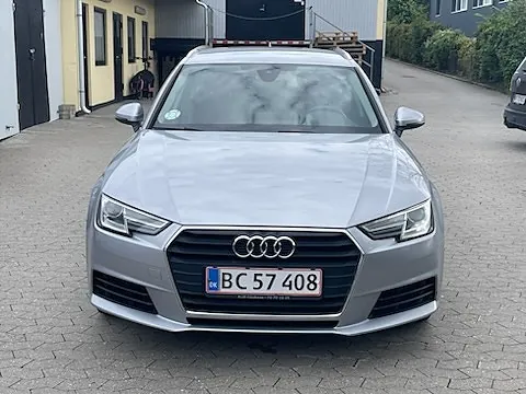 Audi A4 2016 photo 2