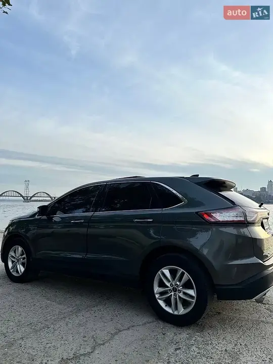 Ford Edge 2015 photo 2