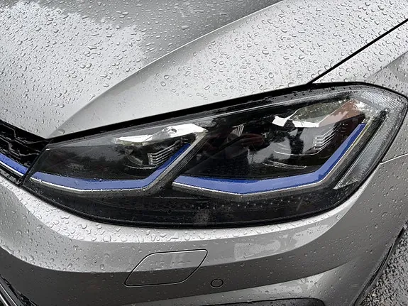 Volkswagen Golf 2019 photo 5