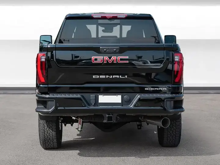 GMC Sierra 2500Hd 2026 photo 5
