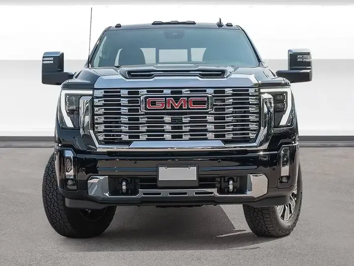 GMC Sierra 2500Hd 2026 photo 2