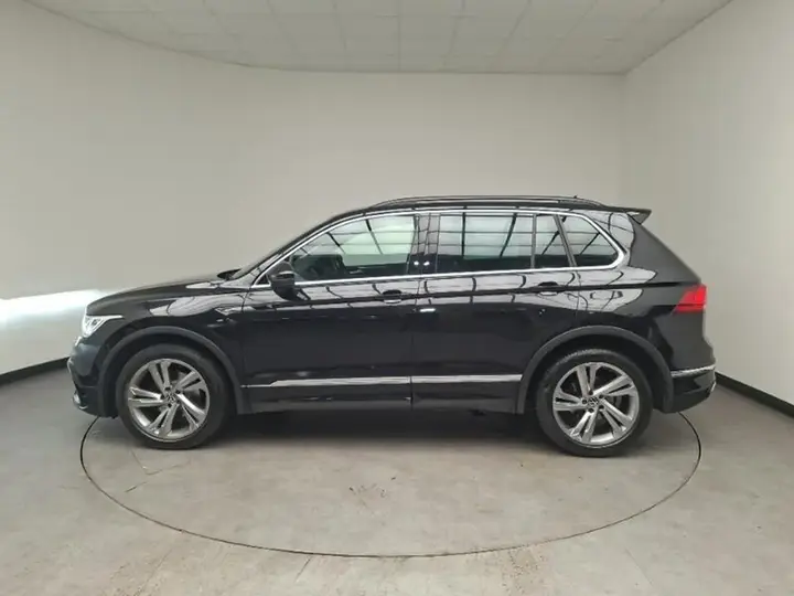 Volkswagen Tiguan 2023 photo 4