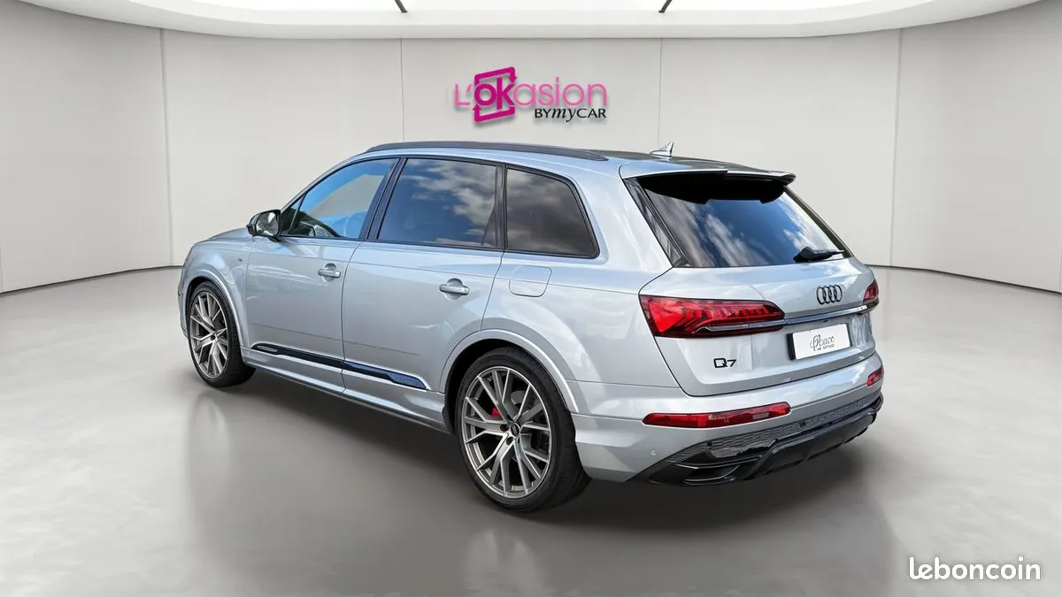 Audi Q7 2024 photo 3