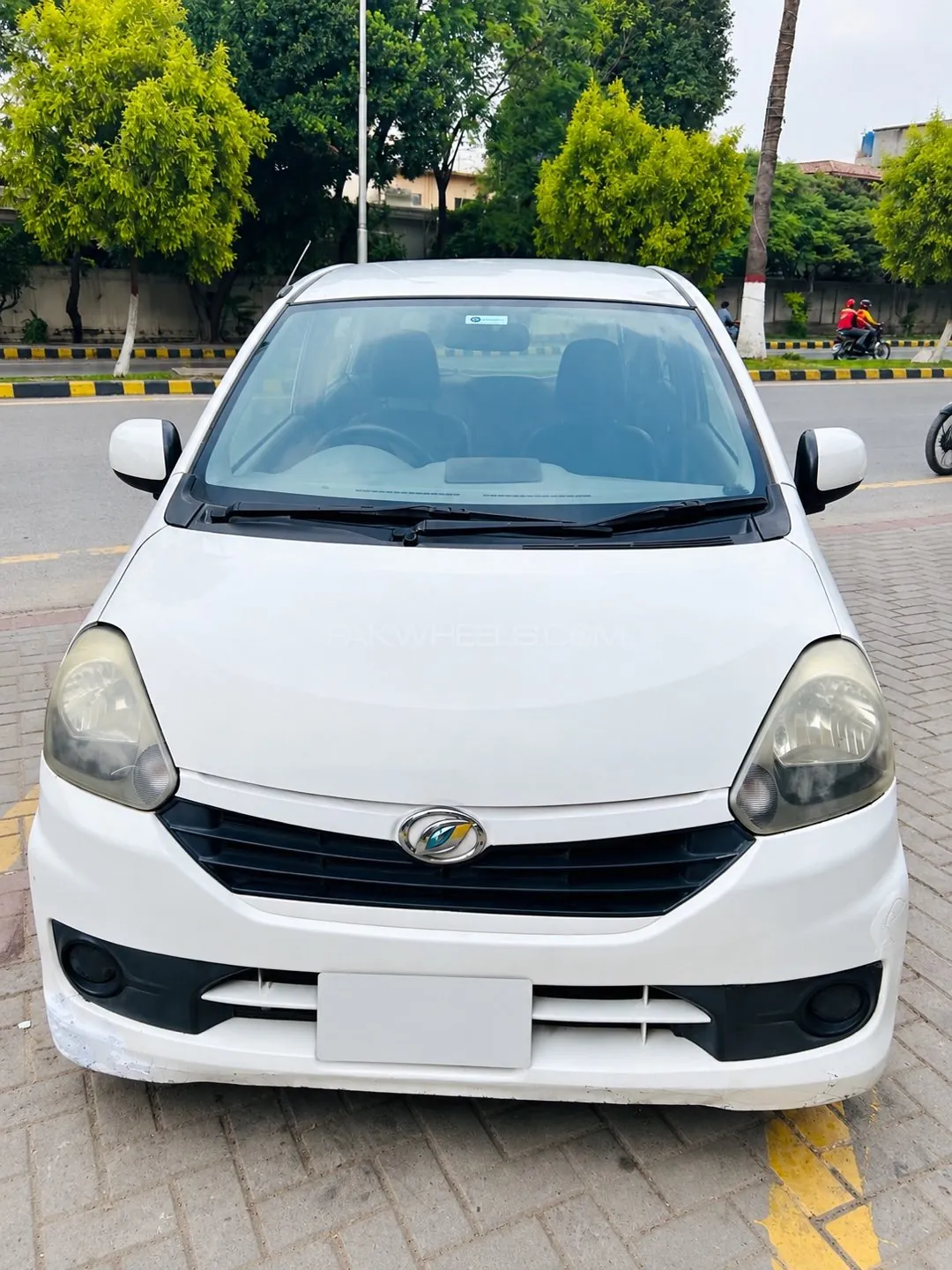 Daihatsu Mira