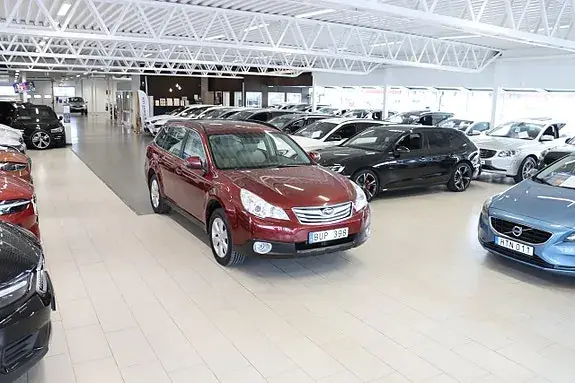 Subaru Outback 2012 photo 3