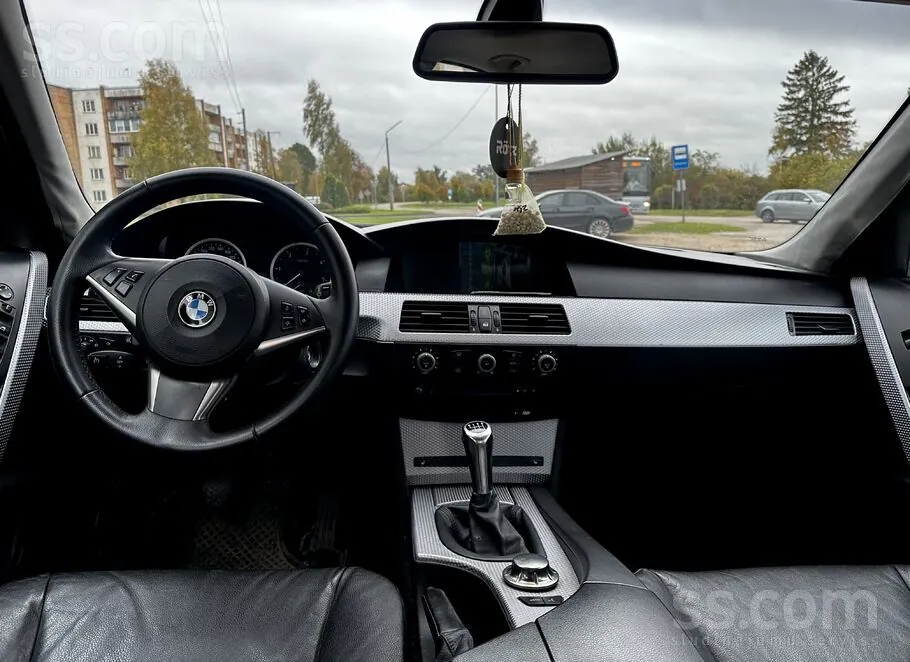 BMW 530D 2004 photo 4