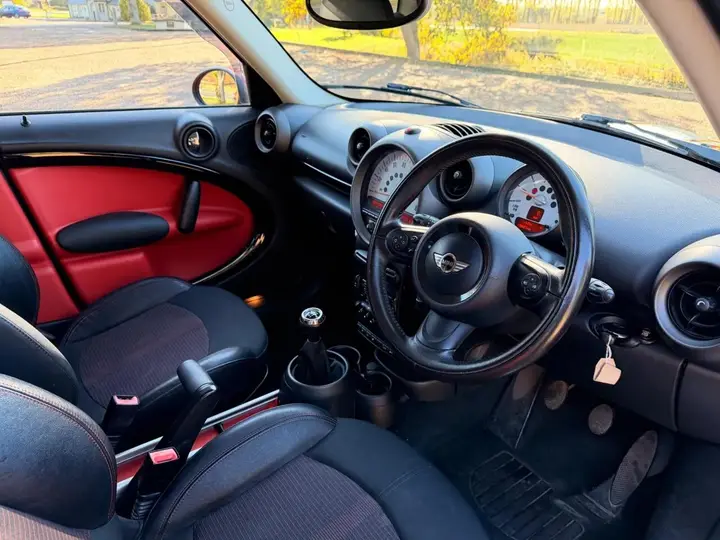 Mini Countryman 2011 photo 2