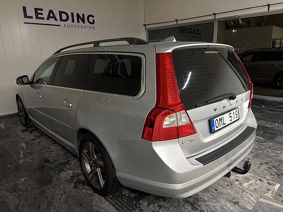 Volvo V70 2013 photo 2