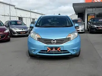 Nissan Note 2013 photo 3
