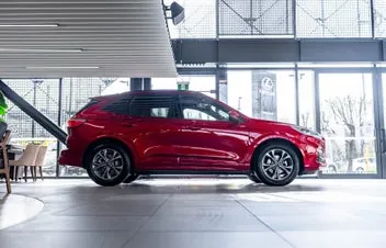 Ford Escape 2023 photo 3