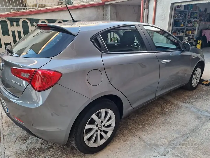 Alfa Romeo Giulietta 2018 photo 4