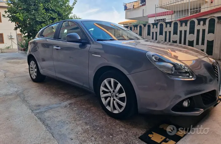 Alfa Romeo Giulietta 2018 photo 5
