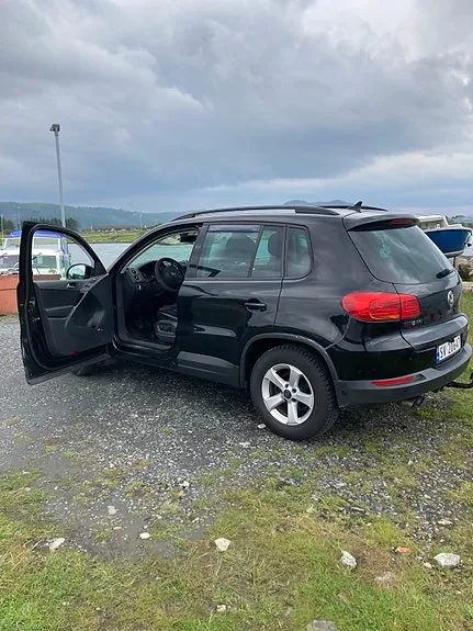 Volkswagen Tiguan 2012 photo 2