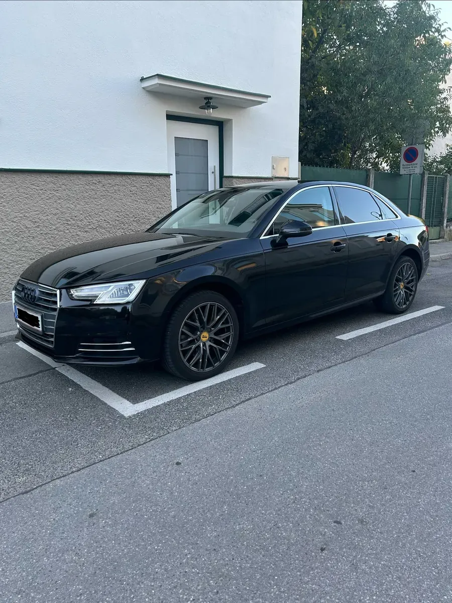 Audi A4 2016 photo 2