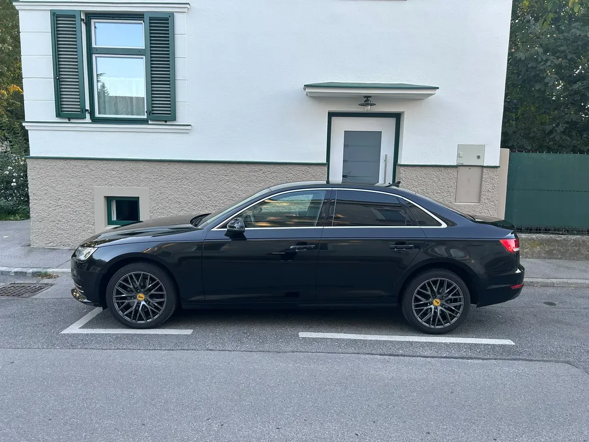 Audi A4 2016 photo 3