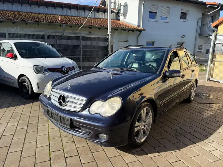 Mercedes-Benz C180