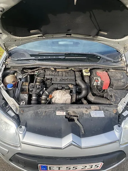 Citroen C4 2009 photo 3