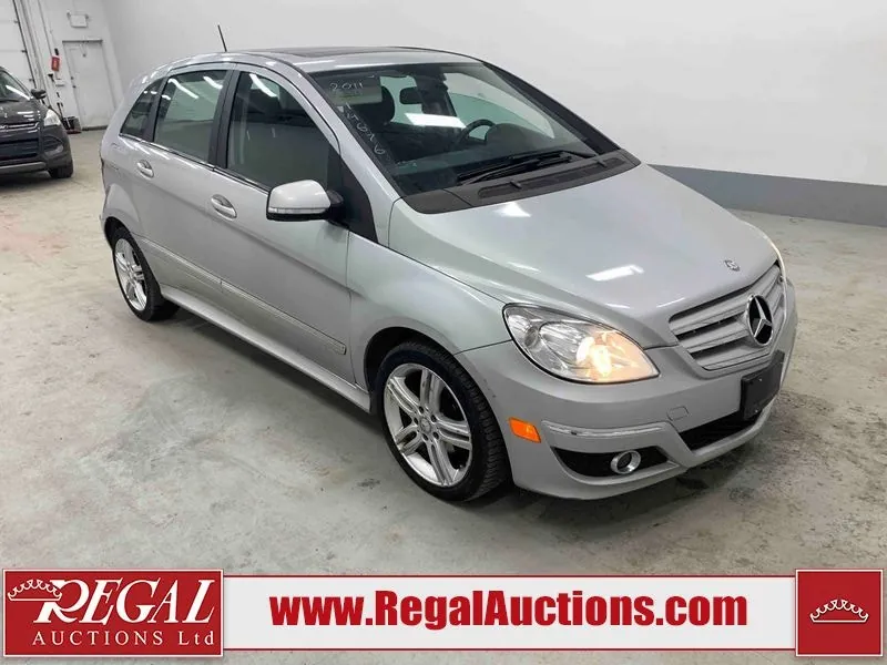 Mercedes-Benz B-Class 2011 photo 2