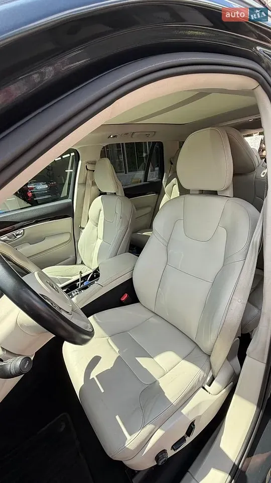 Volvo Xc90 2017 photo 5