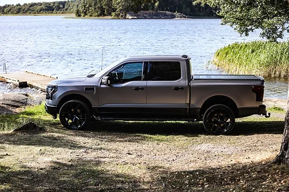 Ford F-150 2025 photo 3