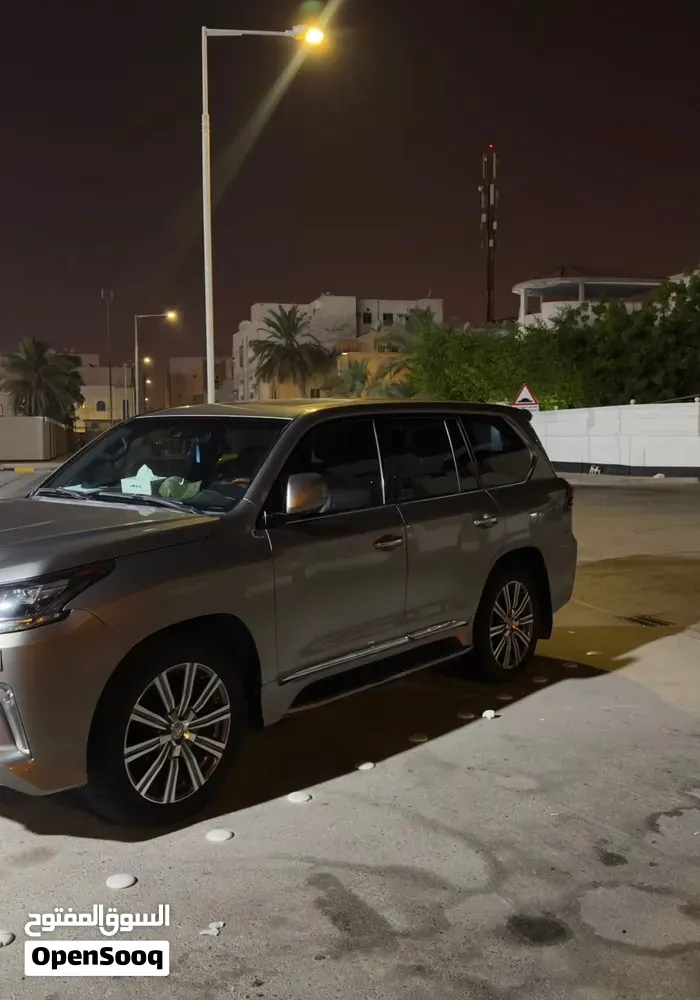 Lexus Lx 570 2016 photo 3