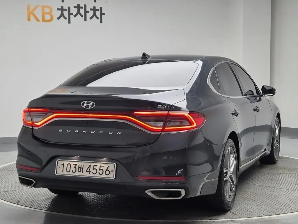 Hyundai Grandeur 2018 photo 3