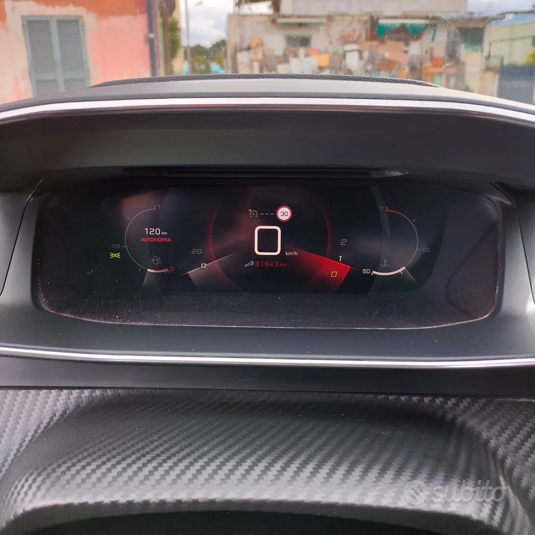 Peugeot 208 2020 photo 5