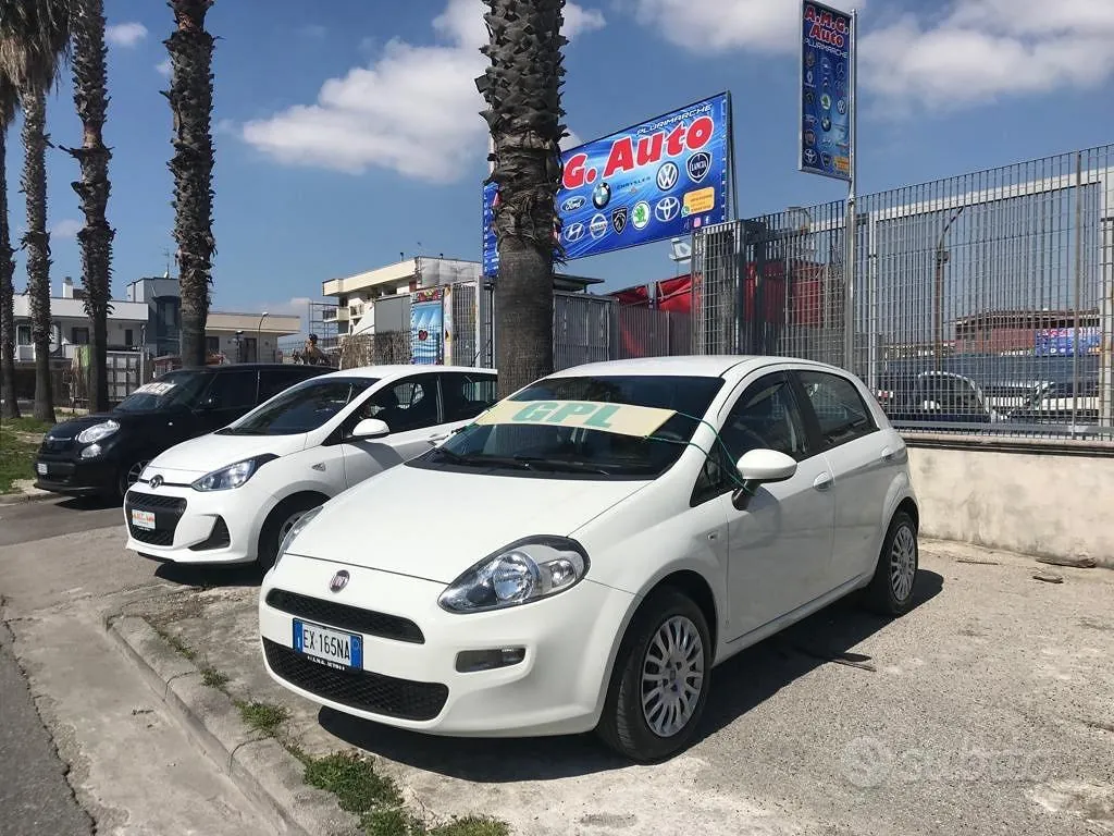 Fiat Punto 2014 photo 2